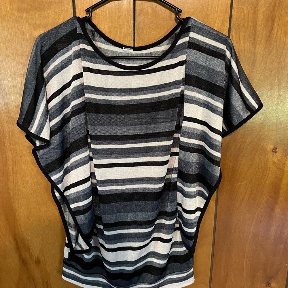 Elegant Striped Women's Blouse